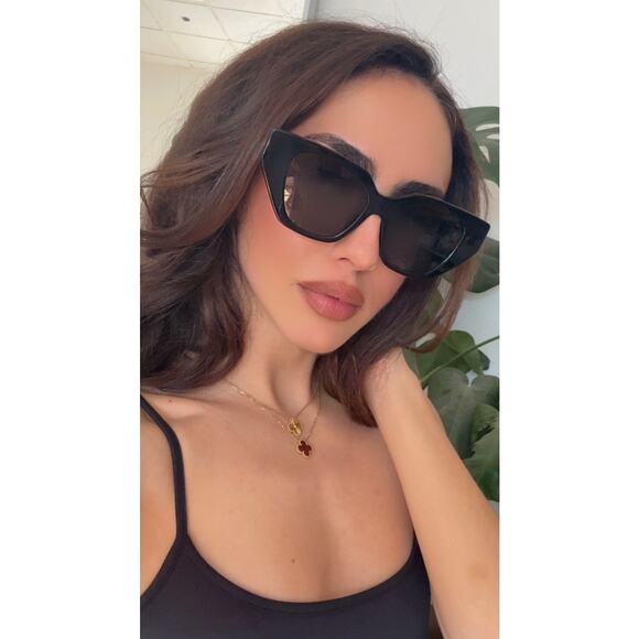 NEW Gucci GG0641S Black Crystal Cat Eye Sunglasses $695 main image 11